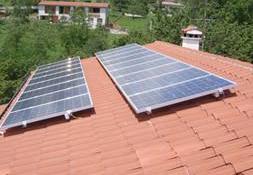 Fotovoltaico parzialmente integrato